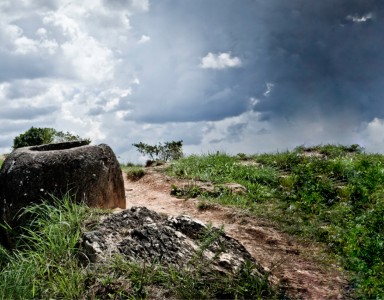 laos-luang-prabang-motolao-off-road-tour-plain-of-jars