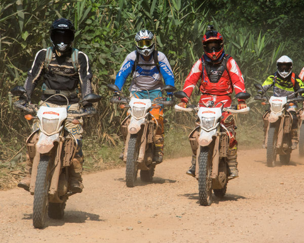 MOTOLAO-motorcuycle-motorbike-off-road-join-in-tour-laos-dirtbike-racing-explore-riders